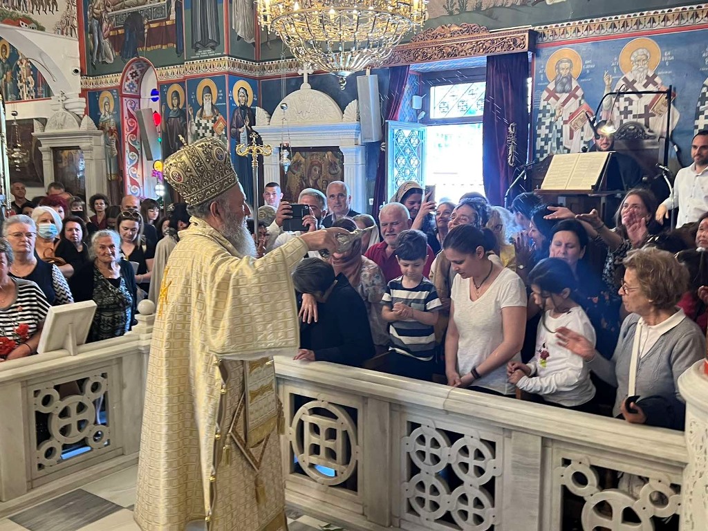 Εύβοια: Έτσι εορτάσθηκε το τριήμερο του Αγίου Πνεύματος στην Μητρόπολη Χαλκίδας