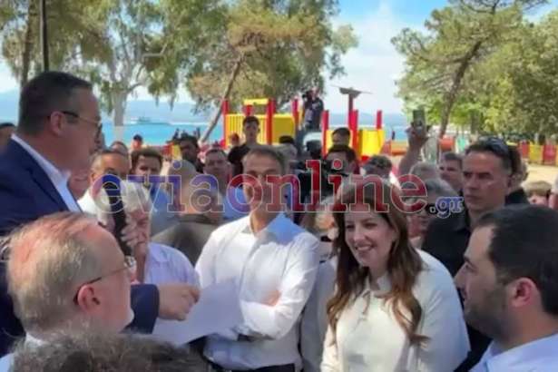Ο Δήμαρχος Νίκος Γουρνής Υποδέχεται τον Πρωθυπουργό Κυριάκο Μητσοτάκη στην Ερέτρια